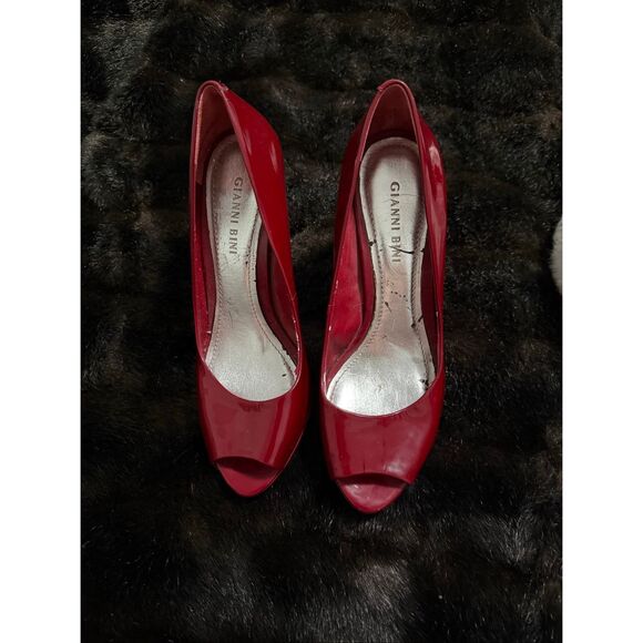 VINTAGE GIANNI BINI RED PATENT LEATHER OPEN TOE STILETTO HEEL SIZE 8 shoes - Picture 2 of 4